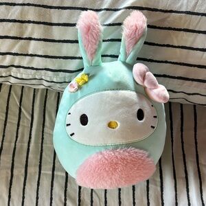 Hello Kitty Squishmallow